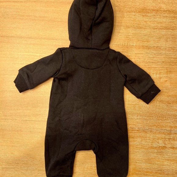 Air Jordan Hooded Outerwear Suit For Baby (3-Months) - Picture 2 of 4